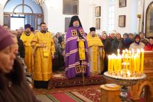 Епископ Игнатий возглавил Божественную Литургию в Приходе храма Святителя Николая Чудотворца г. Поставы
